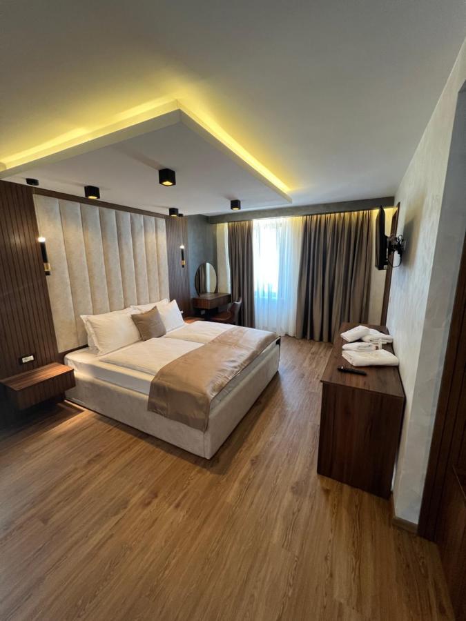 Hotel Palace San Valentino 乌马格 外观 照片