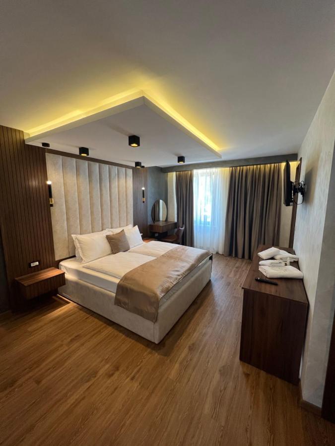 Hotel Palace San Valentino 乌马格 外观 照片