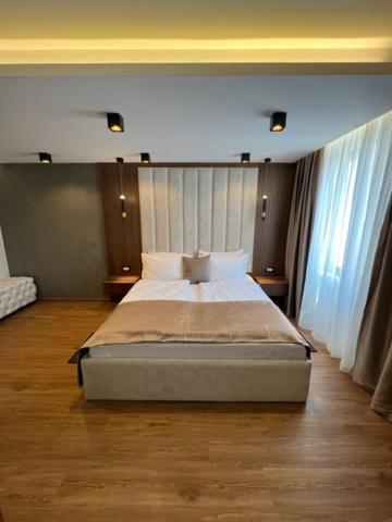 Hotel Palace San Valentino 乌马格 外观 照片