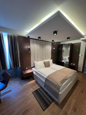Hotel Palace San Valentino 乌马格 外观 照片